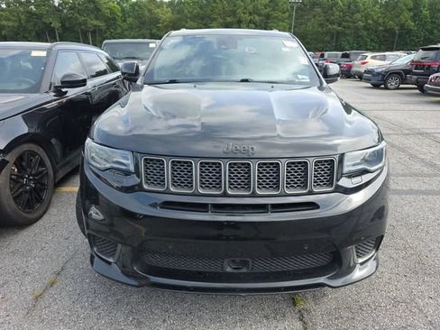 Used 2018 Jeep Grand Cherokee Trackhawk AWD/4WD image 2