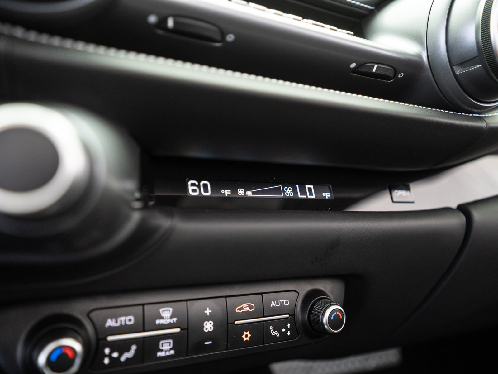 Used 2022 Ferrari 812 GTS RWD image 24
