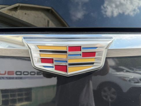 Used 2019 Cadillac Escalade Luxury image 79