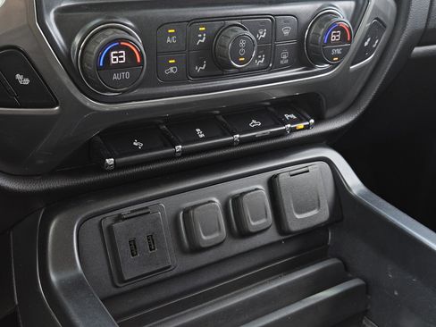 Used 2018 Chevrolet Silverado 1500 LT w/ Texas Edition RWD image 24