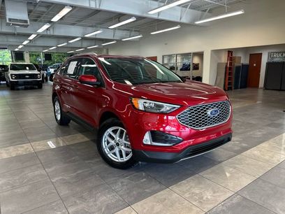 Used 2023 Ford Edge SEL w/ Convenience Package