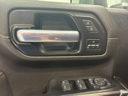 Used 2022 Chevrolet Silverado 2500 LTZ w/ LTZ Plus Package AWD/4WD image 23