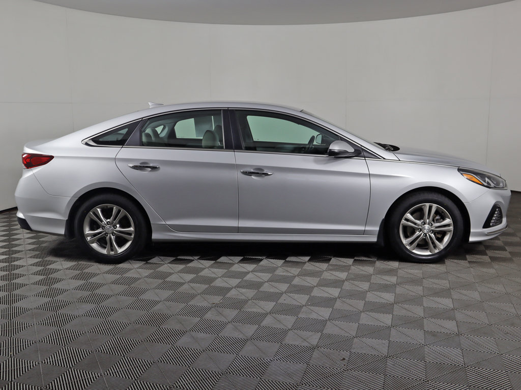 Used 2019 Hyundai Sonata SEL w/ Winter Weather Package FWD image 16
