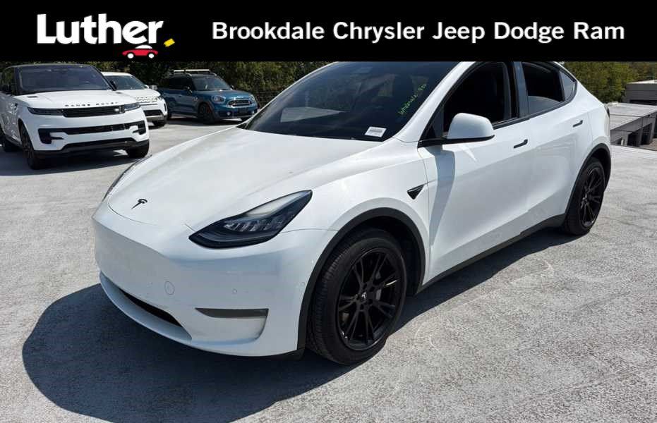 Used 2020 Tesla Model Y Long Range AWD/4WD image 1