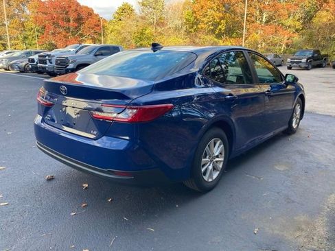 Certified 2025 Toyota Camry LE image 8