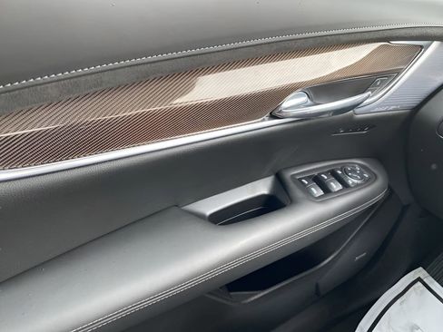 Certified 2024 Cadillac XT6 Premium Luxury w/ Platinum Package image 28