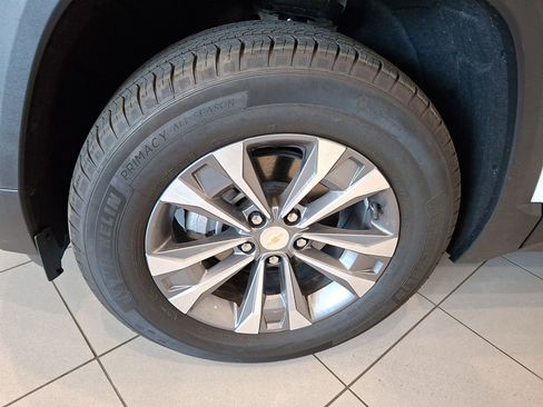 New 2026 Chevrolet Equinox LT w/ Convenience Package II image 5