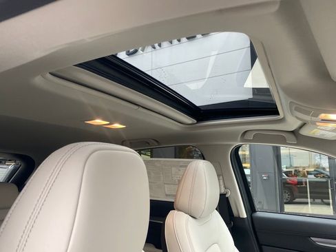 New 2025 MAZDA CX-5 AWD 2.5 S w/ Premium Plus Pkg image 10