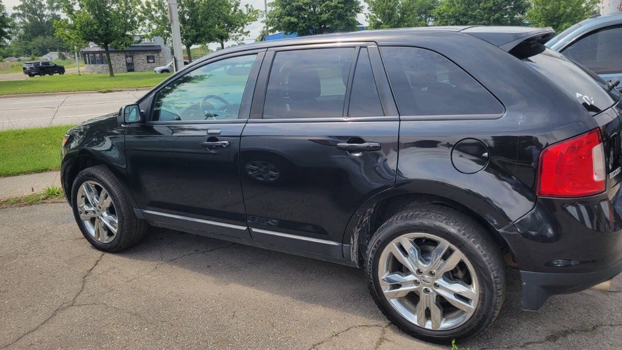 Used 2014 Ford Edge SEL w/ Equipment Group 205A AWD/4WD image 2