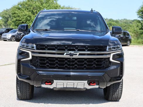 Used 2022 Chevrolet Suburban Z71 w/ Luxury Package image 5