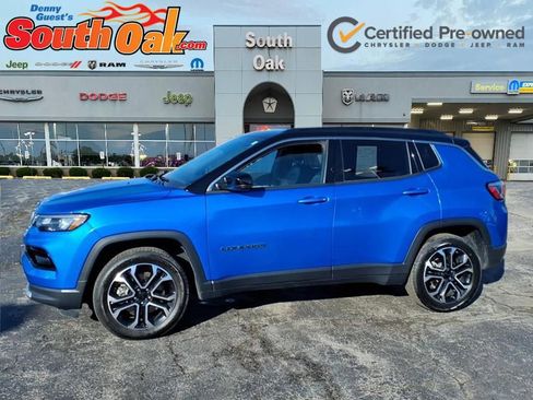 Used 2023 Jeep Compass Limited image 4
