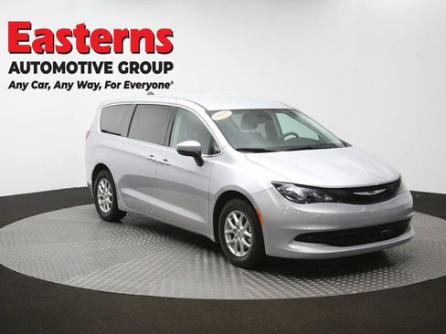 Used 2023 Chrysler Voyager LX FWD image 49