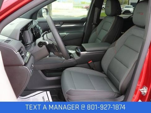 New 2026 GMC Terrain AT4 w/ Technology Package II AWD/4WD image 20