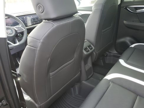 New 2026 Buick Envision Sport Touring AWD/4WD image 32