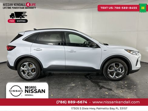 Used 2025 Ford Escape ST-Line image 13