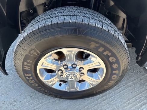 Used 2024 RAM 2500 Big Horn AWD/4WD image 26