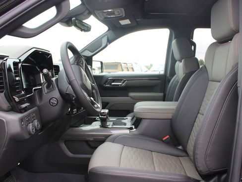 New 2026 Chevrolet Silverado 1500 ZR2 AWD/4WD image 23