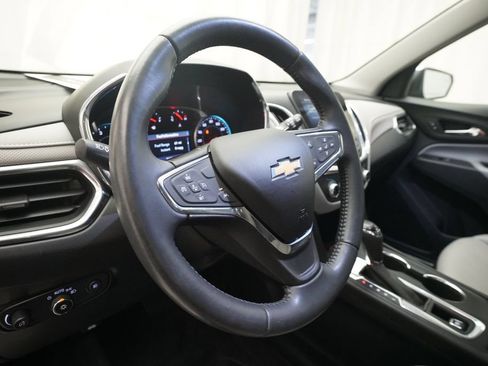 Used 2020 Chevrolet Equinox Premier w/ LPO, Floor Liner Package FWD image 8