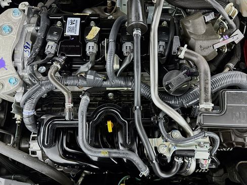 Used 2025 Nissan Sentra SV FWD image 38