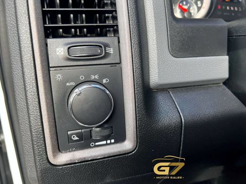 Used 2017 RAM 3500 Tradesman w/ Chrome Appearance Group AWD/4WD image 12
