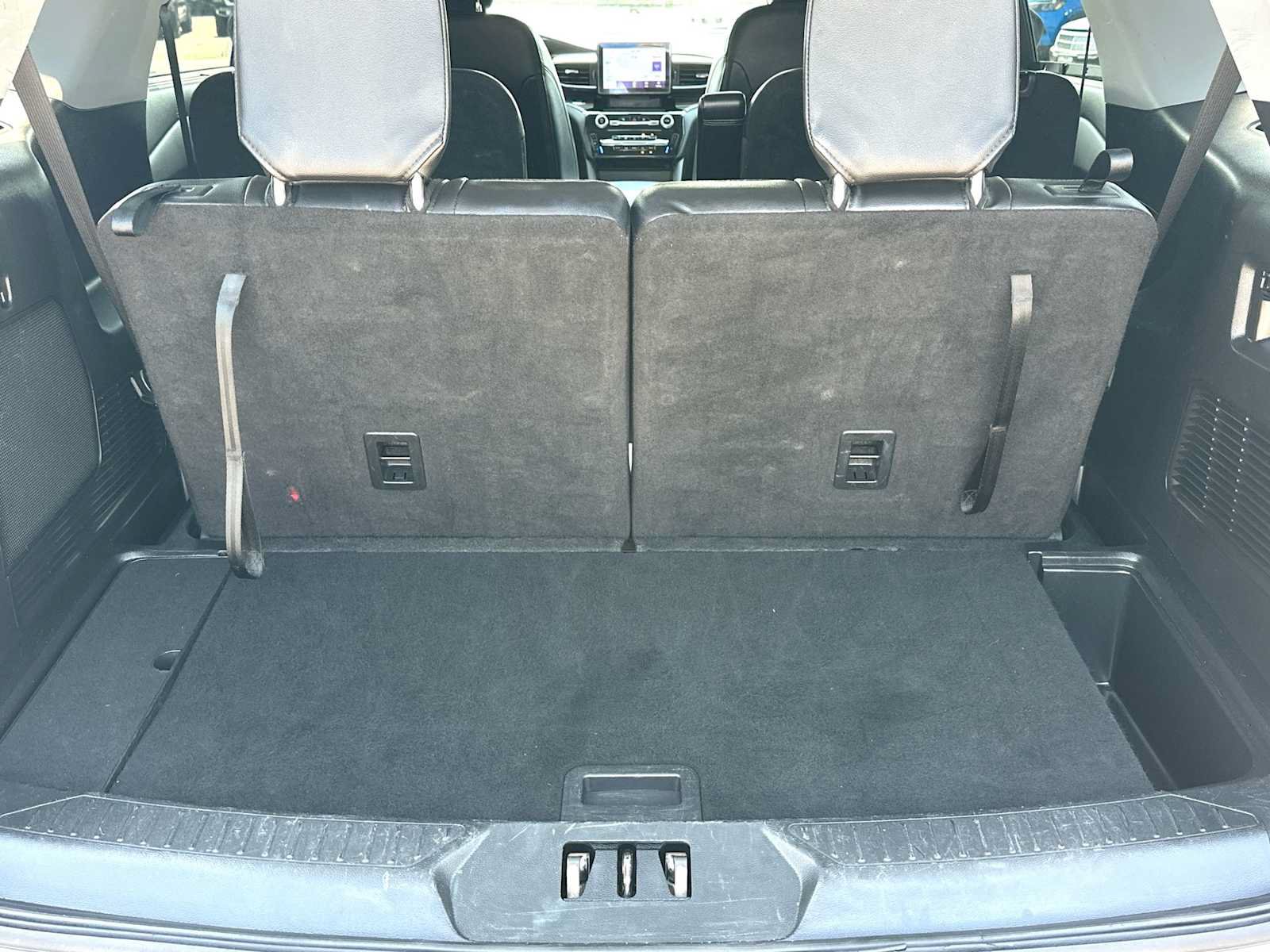 Used 2023 Ford Explorer Limited RWD image 28