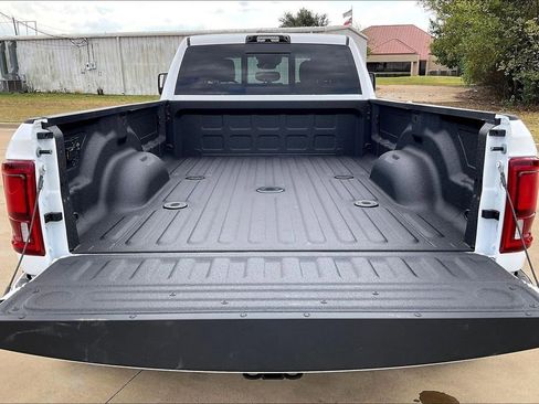 New 2026 RAM 3500 Tradesman AWD/4WD image 21