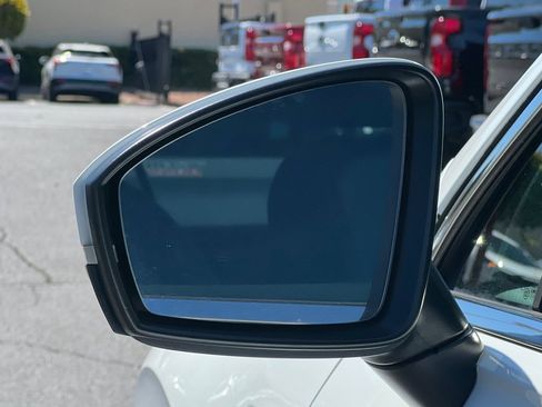 Used 2020 Volkswagen Tiguan SE w/ Panoramic Sunroof Package FWD image 51