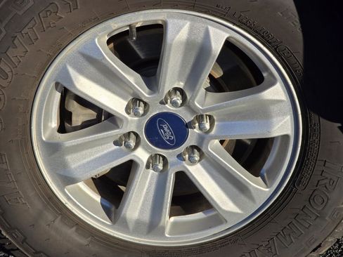 Used 2018 Ford F150 XLT w/ Equipment Group 301A Mid image 27