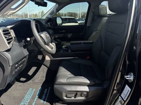Used 2024 Toyota Tundra Limited AWD/4WD image 20