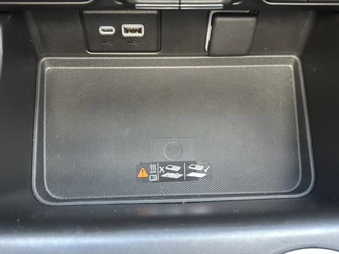 Used 2024 Chevrolet Tahoe LT w/ LT Signature Plus Package image 41