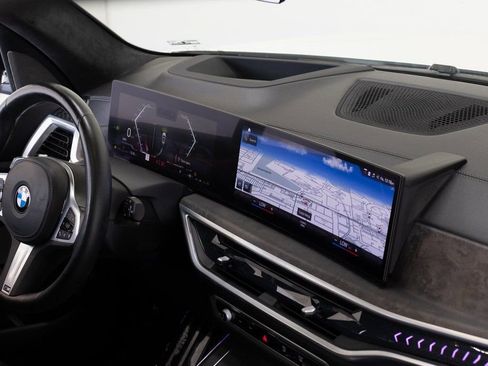 Used 2023 BMW X7 xDrive40i w/ Executive Package image 27