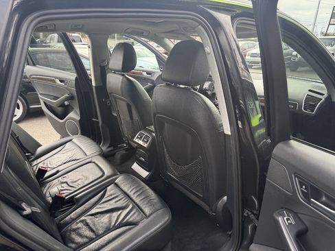 Used 2016 Audi Q5 2.0T Premium Plus w/ Technology Package AWD/4WD image 21