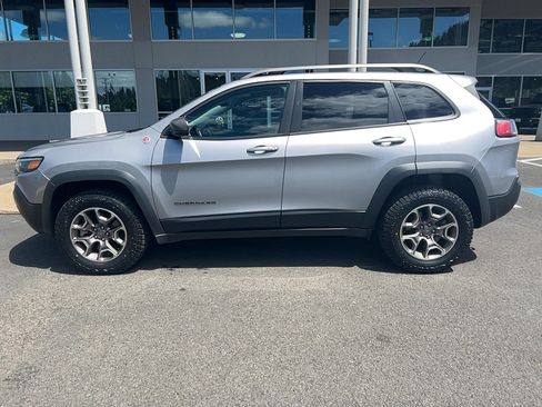 Used 2021 Jeep Cherokee Trailhawk w/ Trailer Tow Group AWD/4WD image 7