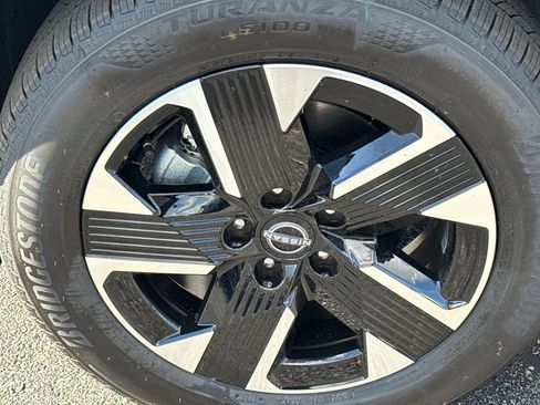 New 2026 Nissan Kicks SV w/ Cold Weather Package image 9