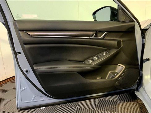 Used 2022 Honda Accord Sport image 21