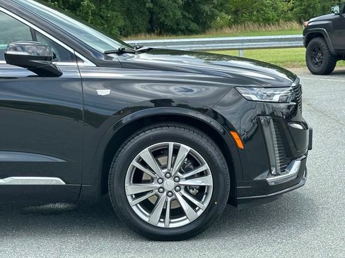 Used 2022 Cadillac XT6 Premium Luxury AWD/4WD image 46