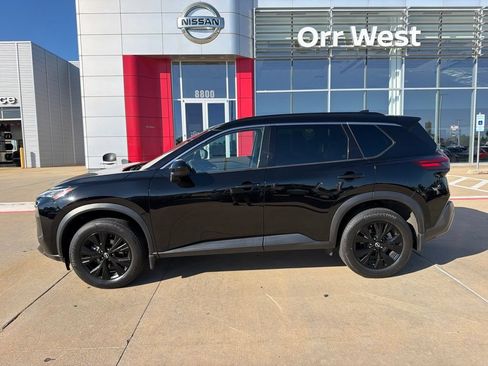 Used 2023 Nissan Rogue SV w/ SV Premium B Package AWD/4WD image 2