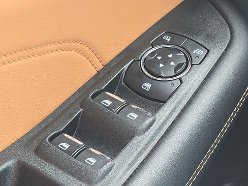 Used 2024 Ford Edge Titanium w/ Titanium Elite Package image 13