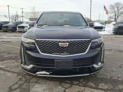 Used 2021 Cadillac XT6 Premium Luxury FWD image 5
