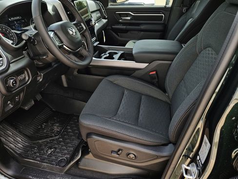 New 2026 RAM 1500 4x4 Crew Cab image 13
