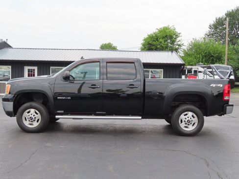 Used 2013 GMC Sierra 2500 SLE w/ SLE Preferred Package AWD/4WD image 3