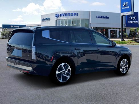 New 2026 Hyundai Ioniq 9 Calligraphy image 8