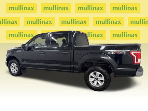 Used 2016 Ford F150 XLT w/ Trailer Tow Package image 10