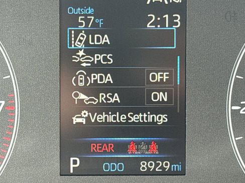 Used 2025 Toyota Corolla LE image 17