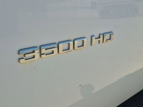 Used 2013 Chevrolet Silverado 3500 W/T AWD/4WD image 4