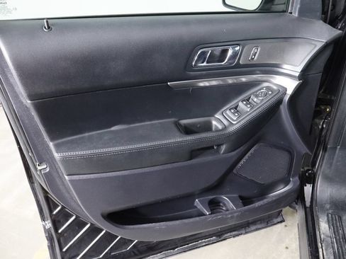 Used 2019 Ford Explorer 4WD Police Interceptor image 11