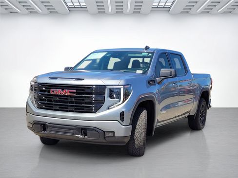 Used 2025 GMC Sierra 1500 Elevation AWD/4WD image 15