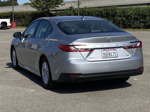 Certified 2025 Toyota Camry LE image 39