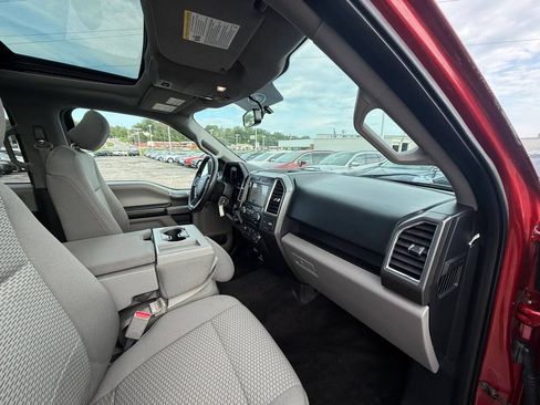 Used 2016 Ford F150 XLT w/ Equipment Group 302A Luxury AWD/4WD image 15