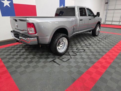 Used 2024 RAM 3500 Tradesman w/ Chrome Appearance Group image 13
